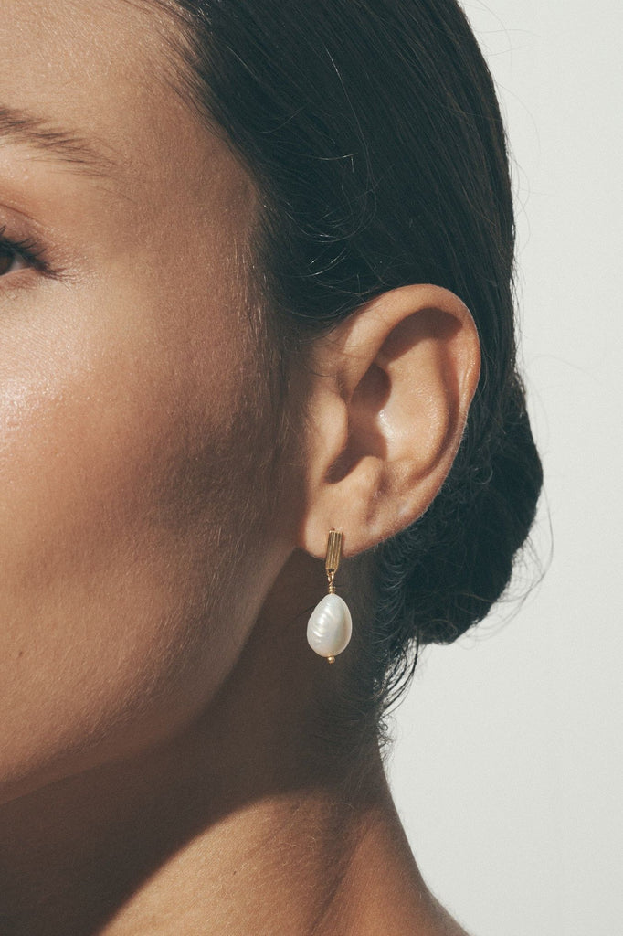 Baroque Pearl Earrings Gold - One Palm Studio